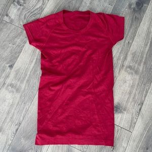 Lululemon fitted shirt
